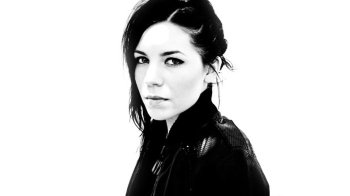 Skylar Grey с нов клип, продуциран от Еминем (Видео)