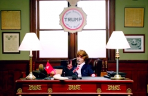 "Pussy Riot" нападнаха Доналд Тръмп със скандалното видео "Make America Great Again"