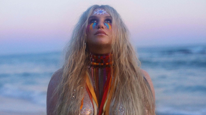 "Praying" − сингъл от албума "Rainbow" на Kesha