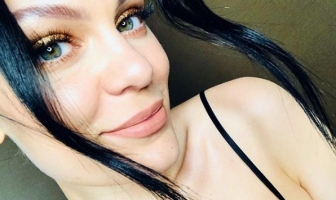 Jessie J пусна първия си албум от четири години насам Jessie J пусна първия си албум от четири години насам