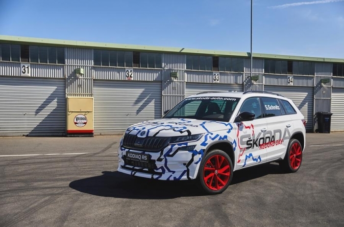 Skoda Kodiaq RS постави рекорд на пистата "Нюрбургринг" за SUV (видео)