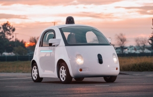 Автономните коли ще са напълно готови по-късно от очакваното