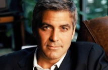 Джордж Клуни катастрофира с мотор