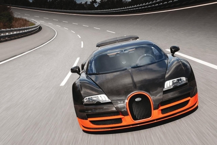 Видео: Ето защо смяната на маслото на Bugatti Veyron струва $21 000