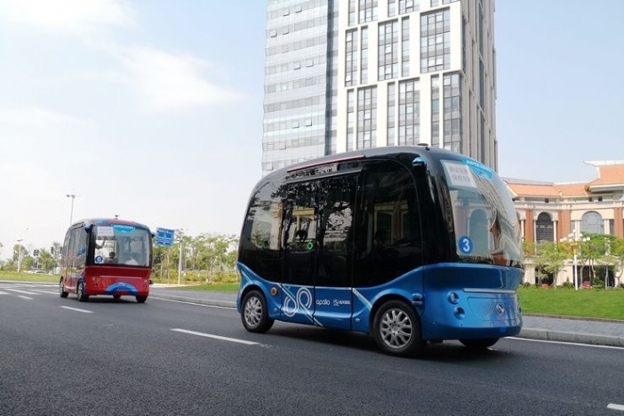 Автономни автобуси ще превозват пътници в Япония oт следващата година