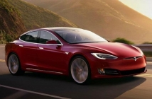 Собствениците на коли "Tesla" в Германия трябва да върнат държавната субсидия