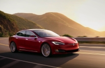 "Tesla" пусна дългоочаквания нов софтуер за автомобилите си, но без автономия