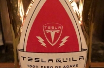 Илън Мъск пуска марка текила на име "Teslaquilla"