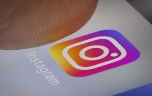Instagram ще чисти фалшивите коментари и последователи с изкуствен интелект