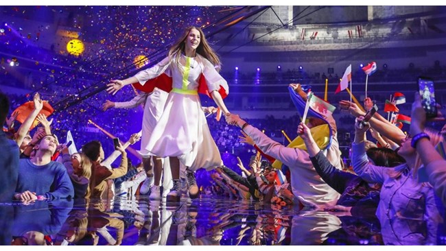 Полша спечели "Детската Евровизия" 2018 в Минск след драматично гласуване (видео)