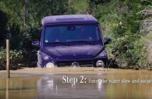 От "Mercedes" съветват собствениците на G-класи как да минават през реки