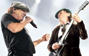 Брайън Джонсън потвърди, че се връща в AC/DC за нов албум