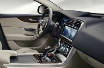 Дизайнерът на "Jaguar" не иска сензорни дисплеи в автомобилите