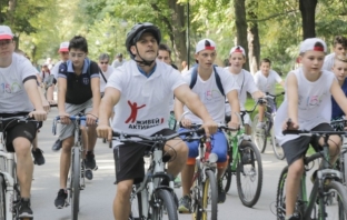 Йордан Йовчев ще кара колело със столичани