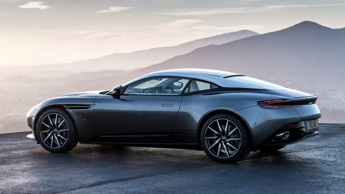 В "Aston Martin" смятат идеята за напълно автономни автомобили за абсурдна