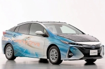 Toyota Prius ще опита да използва слънцето за допълнителна енергия