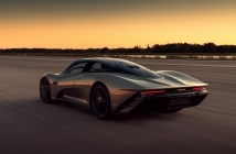 McLaren Speedtail влезе в клуба на колите с максимална скорост над 400 км/ч