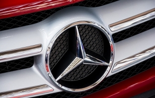 Следващият Mercedes C53 AMG ще се сбогува с шестцилиндровия двигател