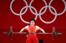 Китай разкритикува "Ройтерс": агенцията избрала грозна снимка на китайска олимпийска шампионка