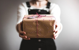 Как да поднесем перфектния подарък за една вълшебна Коледа