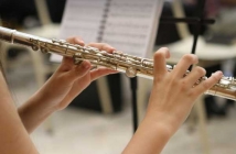 Потресаващ "талант" стресира света: участничка в тв шоу свири на флейта с половите си органи (видео)