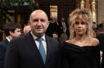 Дъщерята на президента превзема сцената на Народния