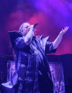 Manowar с грандиозен концерт у нас: Ерик Адамс стана на 73, пеейки БГ химна у нас! - 2
