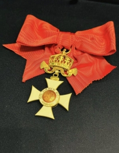 Лили Иванова наградена с рядък орден от Симеон II! Получи Дамски кръст за изключителни заслуги - 2