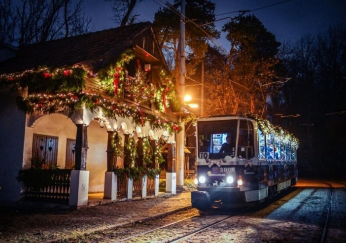 Спирка „Вишнева“ заблестя и върна софиянци към своята мистична история (Приказни СНИМКИ)