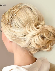Лесна и бърза прическа за празничната вечеря: Вижте решенията на Магама - 2
