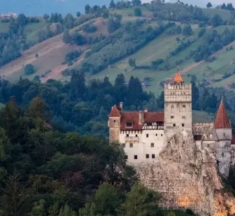 Влакче на ужасите и свръхестествени същества: Готвят първия в света парк за Дракула!