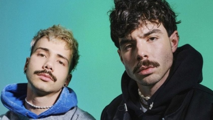 „ПАРАКЛИС“ на Молец с платинен статус по-малко от два месеца след излизането си