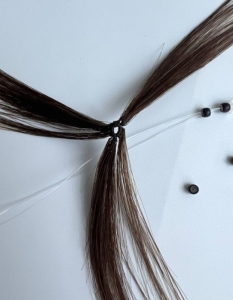 Бъдете неотразима за Свети Валентин с новите удължения за коса от Магама – Feather Hair Extensions - 2