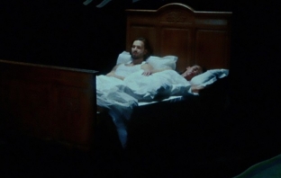 Папи Ханс разбива любовните клишета с 