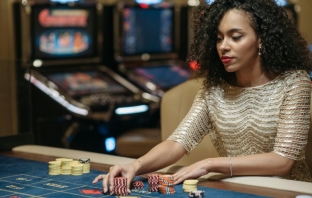 В групите за Шумен във Facebook се появиха „сигурни инвестиции“, а сигналите за измами се увеличиха