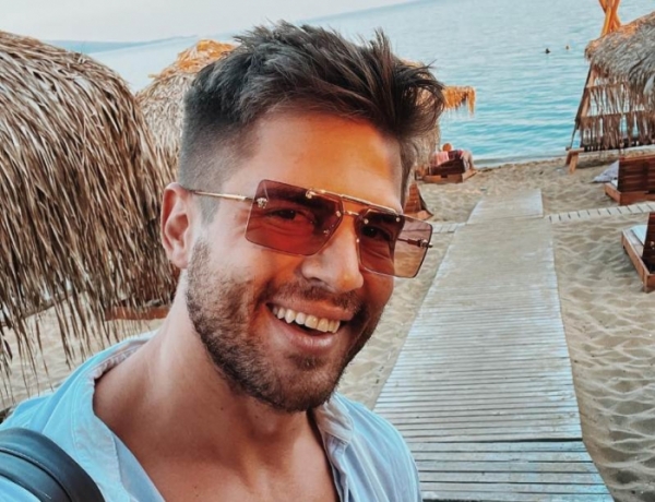 Чуйте рок парчетата на Иво Аръков, финансирани с европари!