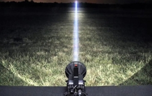 Колко далеч може да свети един фенер? Отговорът е 6 926 метра