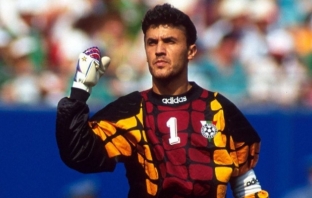 Почина Боби Михайлов - легендарният вратар от 1994 година