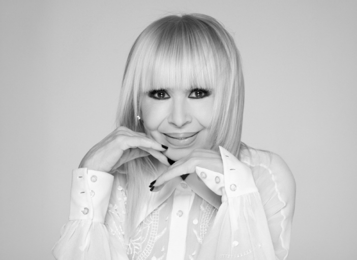 Чуйте новата песен на Лили Иванова по текст на Мартин Карбовски!