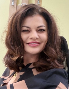 Весела Живкова: 2 в 1 специалистът, който спасява кърменето, когато майките са на ръба - 1