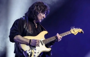 Исторически момент: Ричи Блекмор отново на една сцена с Deep Purple след 33 години!