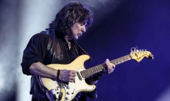 Исторически момент: Ричи Блекмор отново на една сцена с Deep Purple след 33 години!