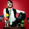 Marilyn Manson ще продава на кино борсата в Берлин, пуска вежди
