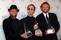 Bee Gees отново на сцена след 6 години отсъствие