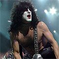 Вокалистът на Kiss със сърдечни проблеми