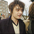 Осъдиха лошото дете на британския рок Pete Doherty