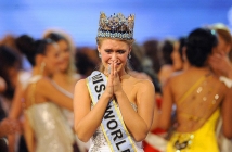 Американката Александрия Милс грабна короната на "Мис Свят 2010"