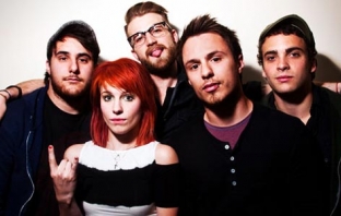 Братята Фаро напуснаха Paramore