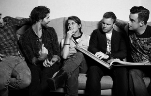 Take That с най-продавания албум на 2010