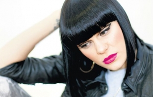 Jessie J на върха на BBC Sound of 2011 Jessie J на върха на BBC Sound of 2011